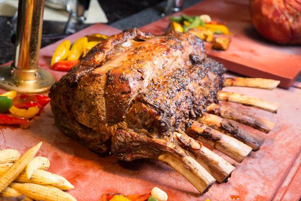 13 Best Restaurants in Destin, FL for Fresh Seafood, Steaks, and Coastal Dining