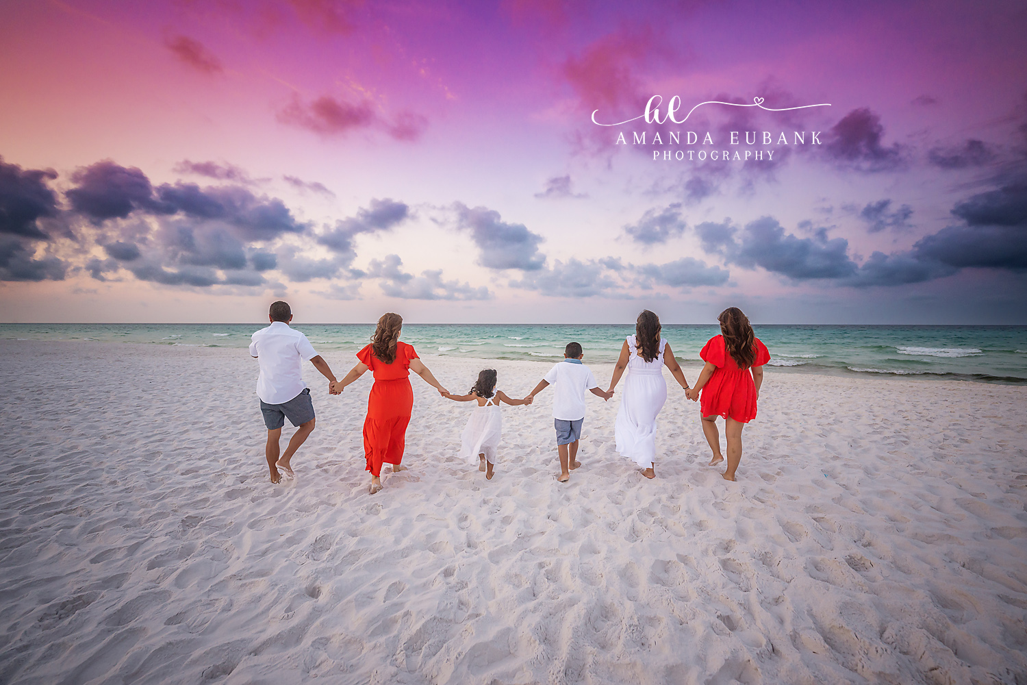 How to Capture Stunning Emerald Coast Group Beach Photos