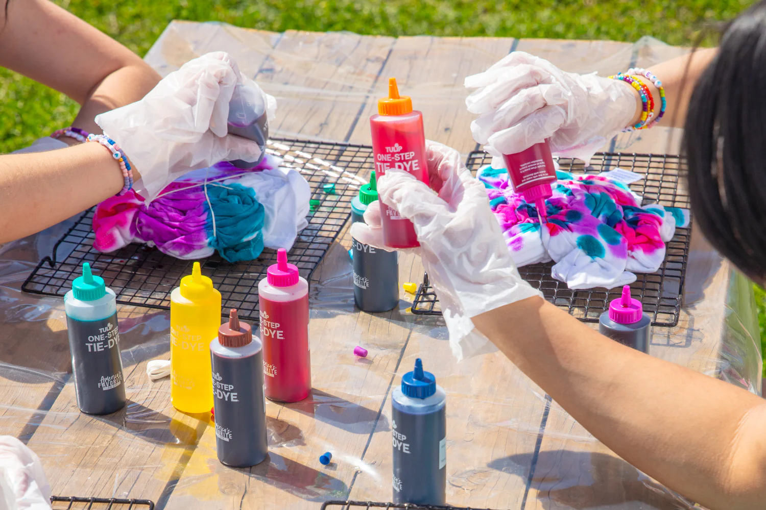 Emerald Coast Tie-Dye Party: Fun DIY Souvenirs for Your Vacation